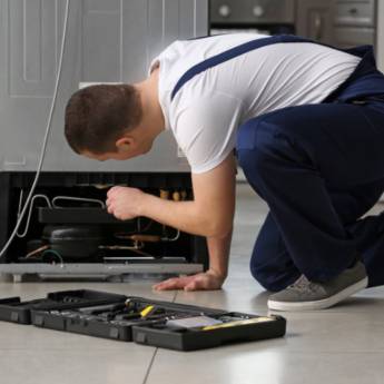 Comprar o produto de Manutenção Geral Rio de Janeiro (21) 97282-9287 em Refrigeração - Assistência Técnica em Rio de Janeiro, RJ por Solutudo