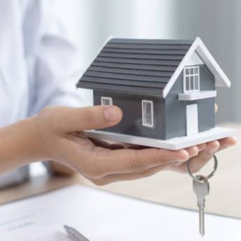 Comprar o produto de Incorporações imobiliárias em Construtoras em Itapecerica da Serra, SP por Solutudo