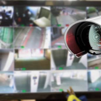 Comprar o produto de Instalações de Segurança Eletrônica: Proteção Avançada em Ninho Verde II Eco Residence em Segurança e Monitoramento pela empresa World Systen em Ninho Verde II Eco Residence, SP por Solutudo