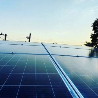 Comprar o produto de Especialista em Energia Solar - Eficiência e Sustentabilidade em Palmeira D'Oeste em Energia Solar em Palmeira D'Oeste, SP por Solutudo