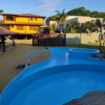 Comprar o produto de Pintura de Piscina em Pisos e Revestimentos em Vila Velha, ES por Solutudo