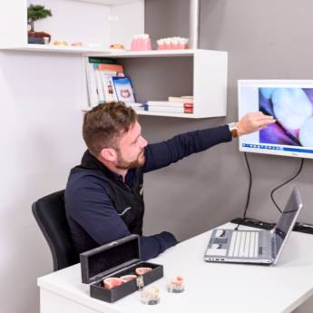 Comprar o produto de Implante Dentário em Odontologia em Osasco, SP por Solutudo