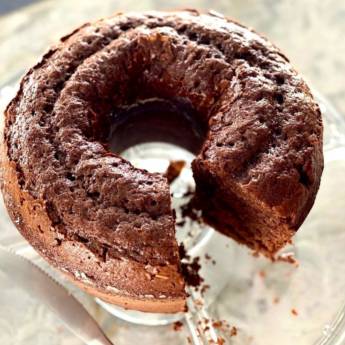 Comprar o produto de Bolo de Chocolate em Bolos em Mineiros, GO por Solutudo