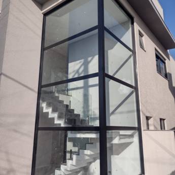 Comprar o produto de Instalação de vidro em Vidraçarias em São Paulo, SP por Solutudo