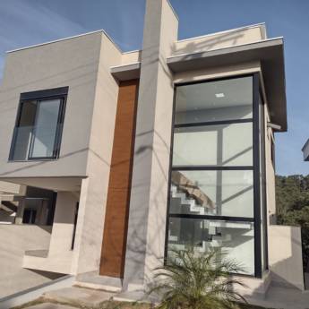 Comprar o produto de Esquadrias  em Esquadrias em São Paulo, SP por Solutudo