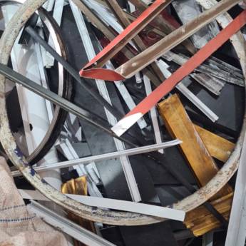 Comprar o produto de Compra de Perfil pintado em Bauru em Reciclagem em Bauru, SP por Solutudo