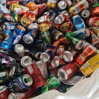 Comprar o produto de Compra de Latinhas diversas limpas em Bauru em Reciclagem em Bauru, SP por Solutudo
