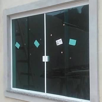 Comprar o produto de Janelas em Vidraçarias em Cariacica, ES por Solutudo