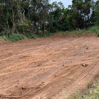Comprar o produto de Terraplanagem em Terraplanagens em Ninho Verde II Eco Residence, SP por Solutudo