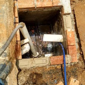 Comprar o produto de Limpeza de caixa de gordura  em Desentupidoras em Paulínia, SP por Solutudo