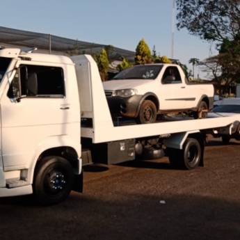Comprar o produto de Serviço de Reboque - Segurança e Rapidez em Luziânia/GO em Guincho para automóveis em Luziânia, GO por Solutudo