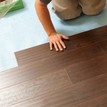 Comprar o produto de Instalação de Tacos de Madeira em Pisos e Revestimentos em Cotia, SP por Solutudo