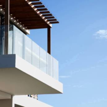 Comprar o produto de Guarda corpo em Vidraçarias em Salvador, BA por Solutudo