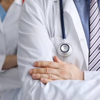 Comprar o produto de Atendimento em Clínica geral em Beleza, Estética e Bem Estar em Uruaçu, GO por Solutudo