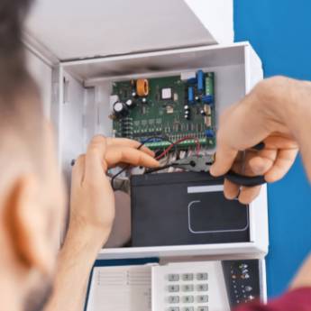 Comprar o produto de Instalação de alarmes em Alarmes em Aparecida de Goiânia, GO por Solutudo