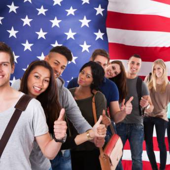 Comprar o produto de Aulas de inglês particulares para adultos em Escolas de Idiomas em Marília, SP por Solutudo