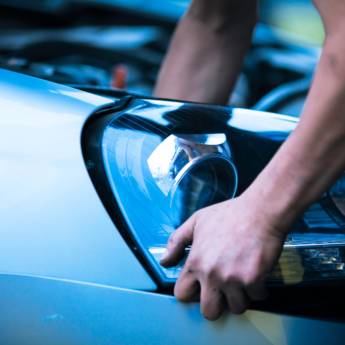 Comprar o produto de Conserto e Instalação de Lanterna em Auto Elétricas em Mineiros, GO por Solutudo