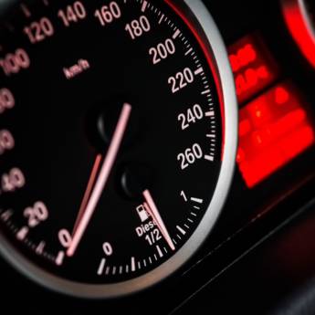 Comprar o produto de Velocímetro  em Auto Elétricas em Mineiros, GO por Solutudo