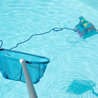 Comprar o produto de Tratamento de piscinas  em Limpeza de Piscinas em Joinville, SC por Solutudo