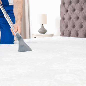 Comprar o produto de Limpeza de Colchões  em Higienização e Lavagem de Carpete - Tapetes - Capachos em Avaré, SP por Solutudo