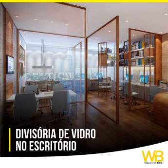 Comprar o produto de Divisória de vidro  em Vidraçarias em Niterói, RJ por Solutudo