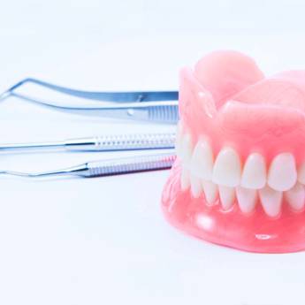 Comprar o produto de Ajuste em Prótese em Odontologia em Osasco, SP por Solutudo