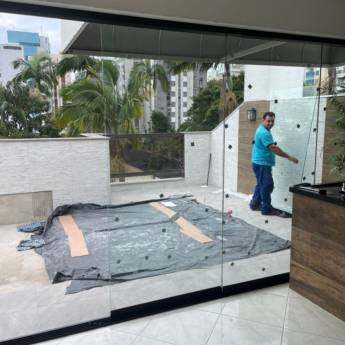 Comprar o produto de Portas de Vidro em Vidraçarias em Matinhos, PR por Solutudo