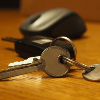 Comprar o produto de Chave de Automóvel em Chaveiros em Toledo, PR por Solutudo