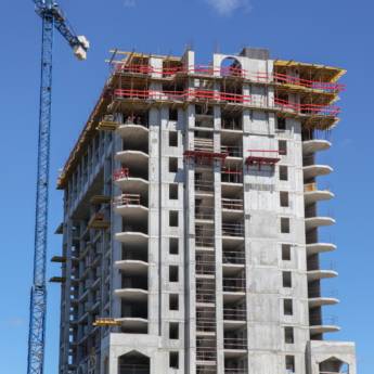 Comprar o produto de Construção em Condomínio em Construtores - Pedreiros em Pardinho, SP por Solutudo