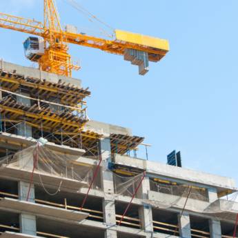 Comprar o produto de Construção comercial em Construtores - Pedreiros em Pardinho, SP por Solutudo