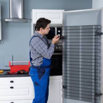 Comprar o produto de Refrigeração e climatização em Betim em Refrigeração - Assistência Técnica em Betim, MG por Solutudo