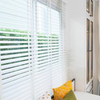 Comprar o produto de Persianas Horizontais - Estilo e Controle de Luz - Belém, PA em Persianas em Belém, PA por Solutudo Comprar o produto de Persianas Horizontais - Estilo e Controle de Luz - Belém, PA em Persianas em Belém, PA por Solutudo