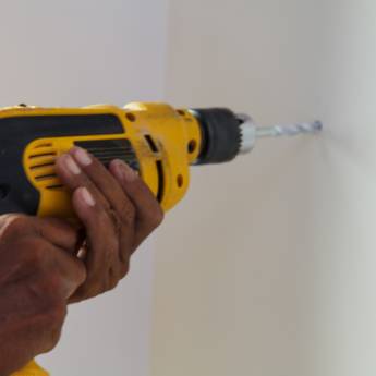 Comprar o produto de Aluguel de Furadeiras Fera Locações – Precisão e Eficiência em Arapoti em Aluguel de Equipamentos em Arapoti, PR por Solutudo