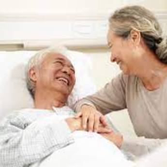 Comprar o produto de Acompanhante para Hospital  em Enfermeiros e Cuidadores em Botucatu, SP por Solutudo