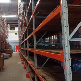 Comprar o produto de Especialista em estruturas metálicas  em Estruturas Metálicas em Colombo, PR por Solutudo