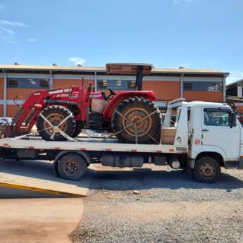 Comprar o produto de Serviço de guincho em Patos de Minas  em Guinchos em Patos de Minas, MG por Solutudo