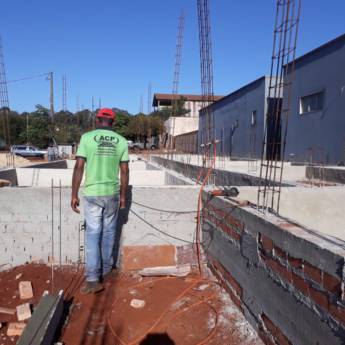Comprar o produto de  Pedreiro - Profissionalismo e Qualidade na Execução das Obras em Pradópolis/SP em Construtores - Pedreiros em Pradópolis, SP por Solutudo Comprar o produto de  Pedreiro - Profissionalismo e Qualidade na Execução das Obras em Pradópolis/SP em Construtores - Pedreiros em Pradópolis, SP por Solutudo