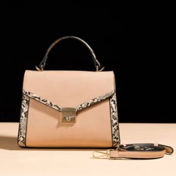 Comprar o produto de Venda de bolsas femininas em São Paulo em Bolsas em São Paulo, SP por Solutudo