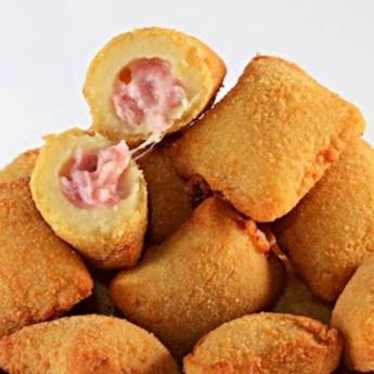 Comprar o produto de Cento • Risoles de Presunto com Queijo em Cento de Salgados Fritos para Festas pela empresa Villa D'Ouro Rotisseria - Marmitas, Assados, Massas e Salgados. em Atibaia, SP por Solutudo