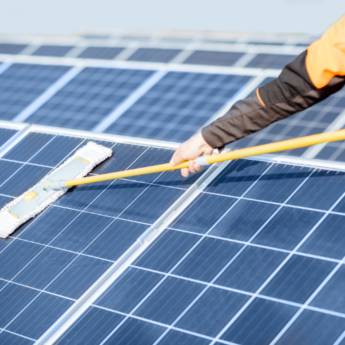 Comprar o produto de Limpeza de Placa Solar em Energia Solar em Rio de Janeiro, RJ por Solutudo