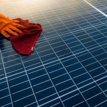 Comprar o produto de Limpeza de Placa Solar em Energia Solar em Joinville, SC por Solutudo
