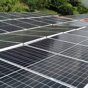 Comprar o produto de Empresa Especializada em Energia Solar em Energia Solar em Alagoinhas, BA por Solutudo