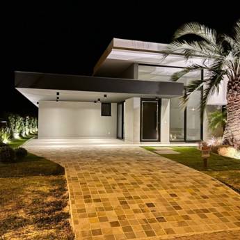 Comprar o produto de Tudo que você precisa em venda de imóveis em Imobiliárias - Corretores de Imóveis em Capão da Canoa, RS por Solutudo