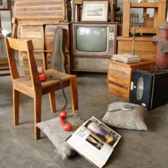 Comprar o produto de Cadeira piet em Móveis em Rio de Janeiro, RJ por Solutudo