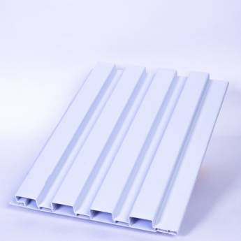 Comprar o produto de Painel Ripado de PVC Branco em Painéis Ripados de PVC em Jundiaí, SP por Solutudo