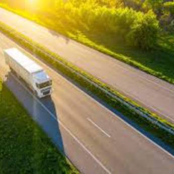 Comprar o produto de Frete 24 horas  em Frete, Carreto, Transporte em Botucatu, SP por Solutudo Comprar o produto de Frete 24 horas  em Frete, Carreto, Transporte em Botucatu, SP por Solutudo