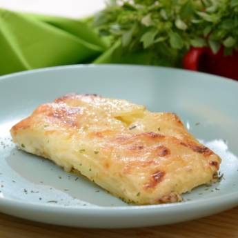 Comprar o produto de Batata gratinada em Acompanhamentos em Bauru, SP por Solutudo
