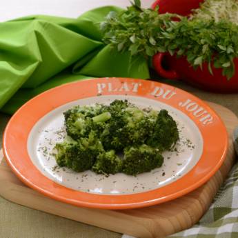 Comprar o produto de Brócolis ao alho em Acompanhamentos em Bauru, SP por Solutudo