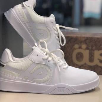 Comprar o produto de Tênis em Roupas e Acessórios em Botucatu, SP por Solutudo