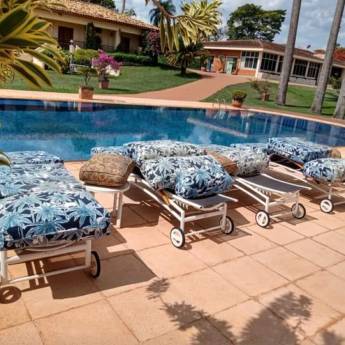 Comprar o produto de Limpeza de almofadas em Limpeza de Estofados em Limeira, SP por Solutudo